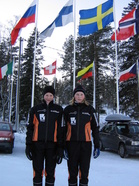 Milka ja Sonja sprinttasivat Erjan suksen jäljillä...